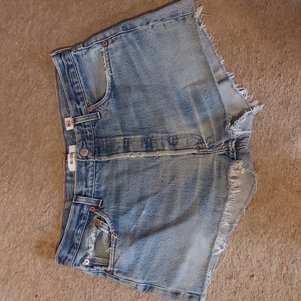 Awesome Re/done Levi's, size 30 in excellent 'lived in' condition!